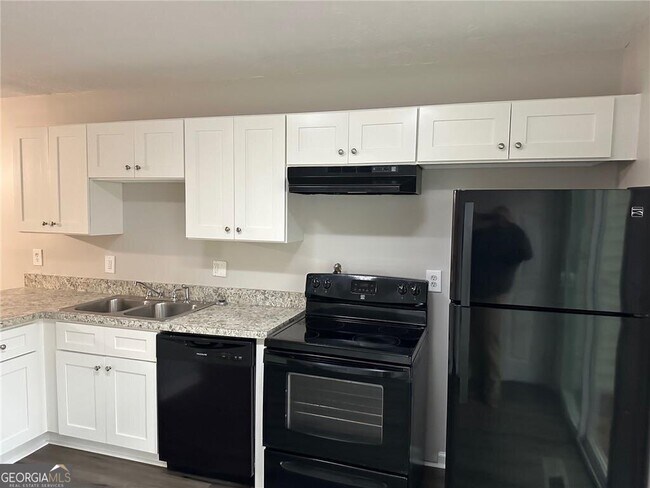 Photo - 5144 Spring St