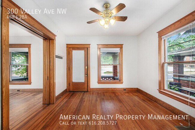 Photo - 300 Valley Ave NW