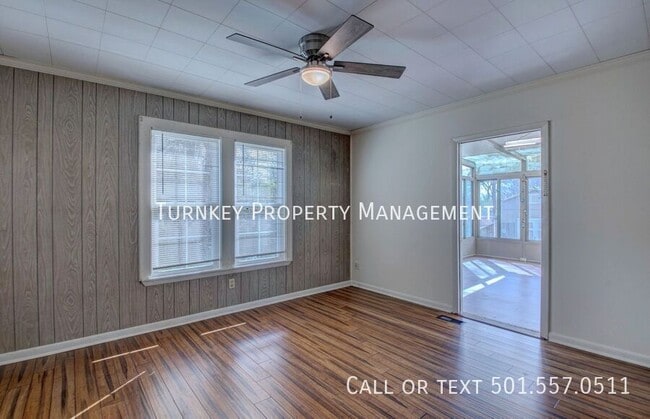 Photo - 5123 Lee Ave