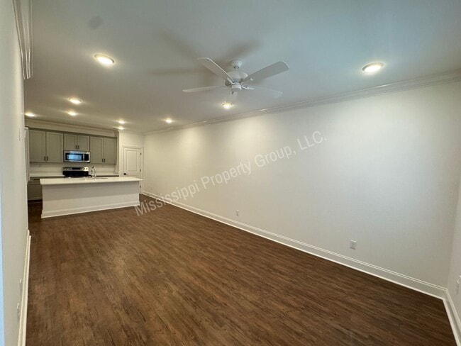 Photo - 3BR/3.5BA - End Unit in South Grove