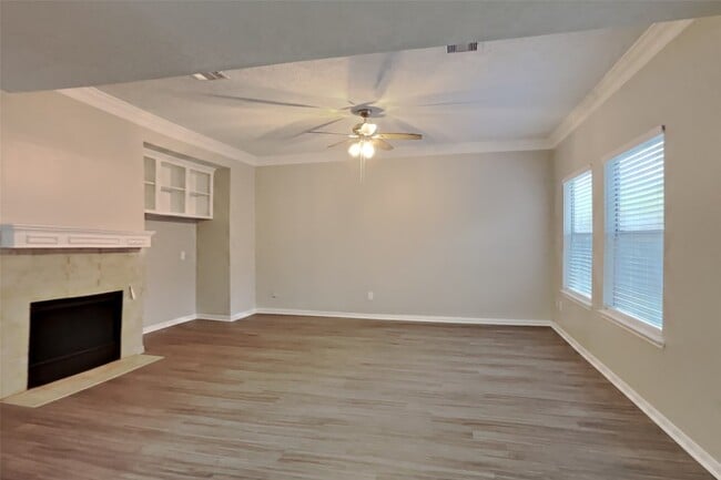 Photo - 20402 Avery Point Dr