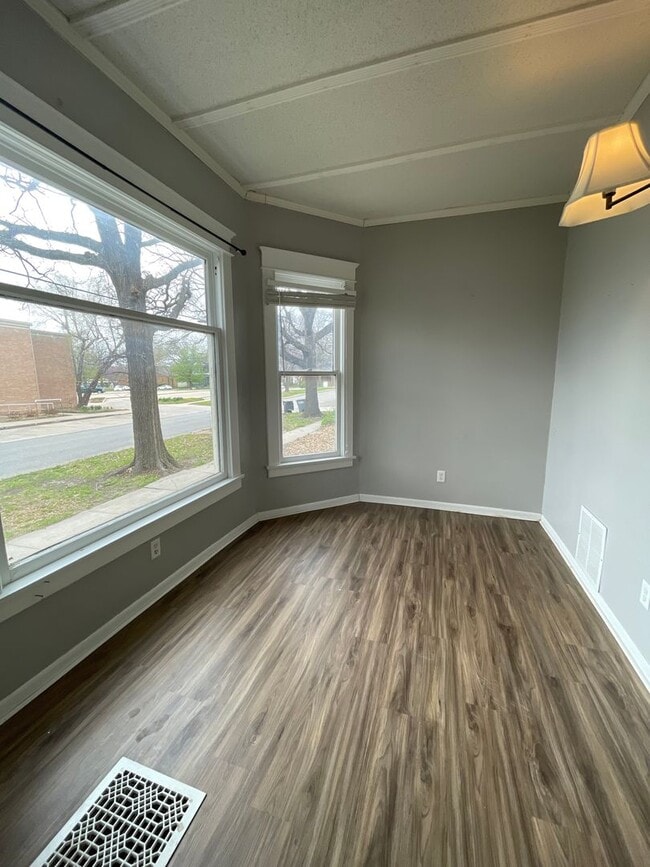 Photo - 901 Merchant St Unit 106 W 9th