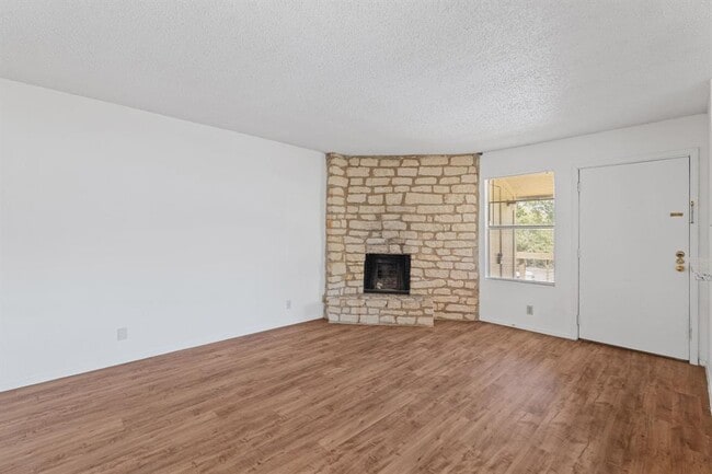 Photo - 302 Algerita Dr Townhome