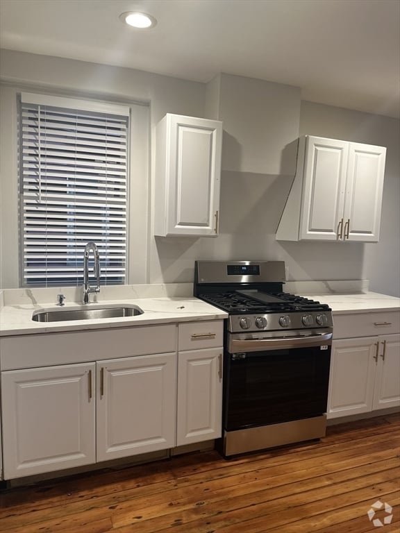 Building Photo - 249 Maverick St Unit 1A Rental