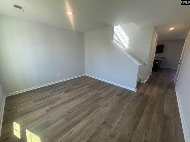 Photo - 3080 Hallsdale Dr