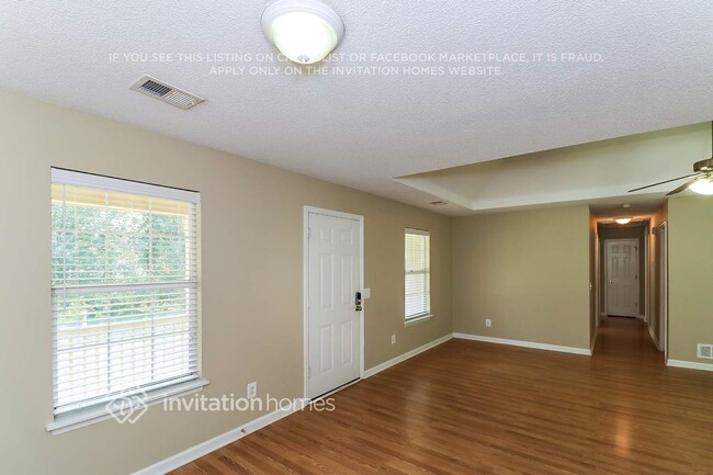 Photo - 1870 Chadwick Dr