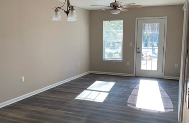 Photo - 6306 Old Mooretown Rd