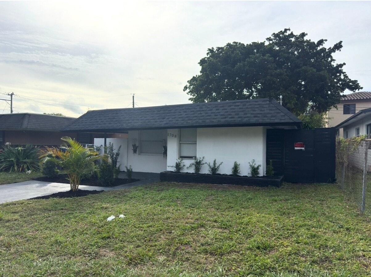 Photo - 1708 NW 7th St