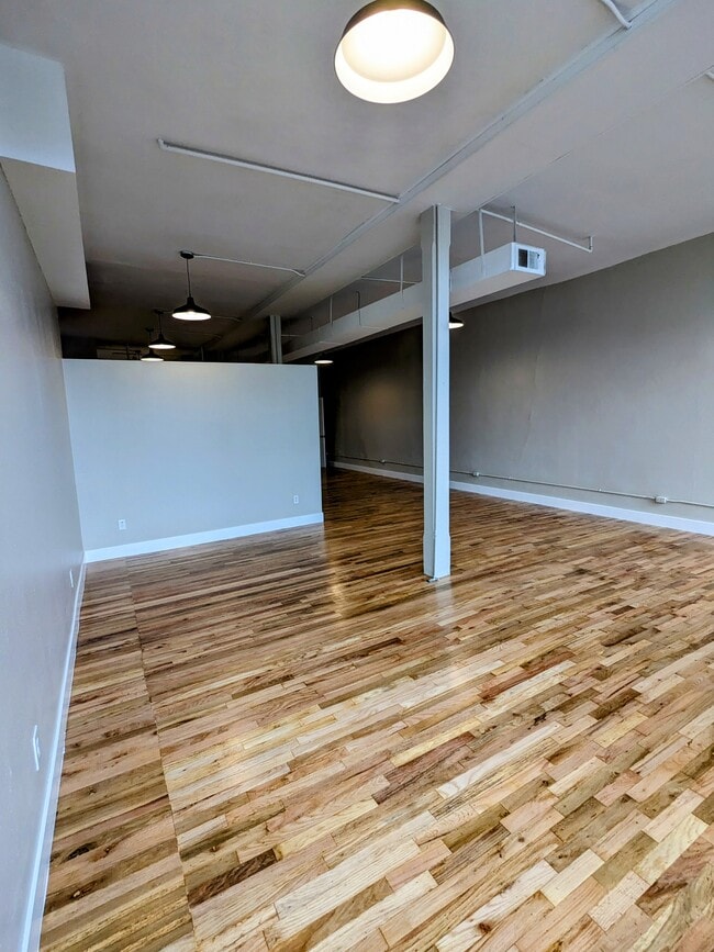 Living Room - 4301 Yates St Unit 1