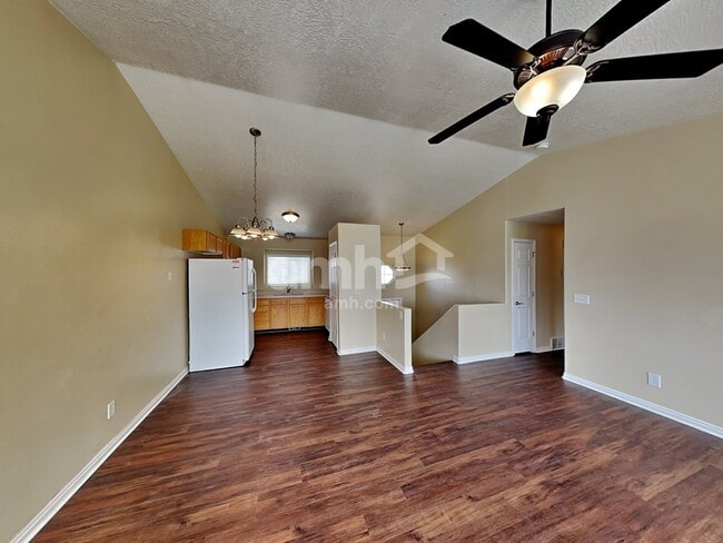 Photo - 117 E 1875 N