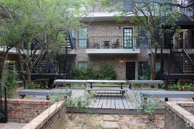 Building Photo - 2801 Rio Grande St Unit 202 Rental
