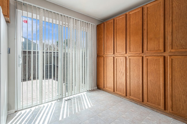 Photo - Charming Townhouse with Gas Fireplace & Basement Retreat in Columbine Lakes Community!