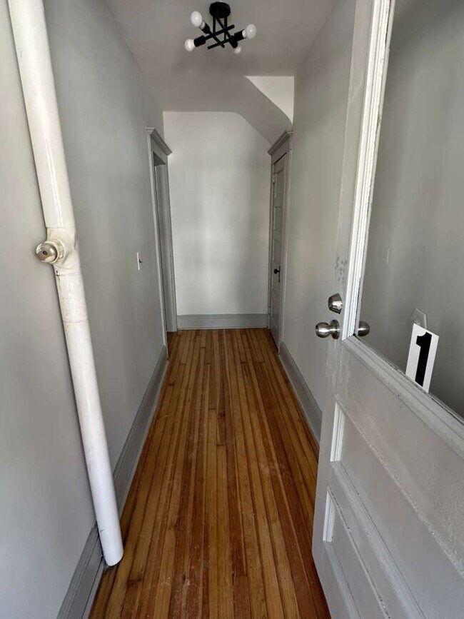 Photo - 55 James St Unit #1