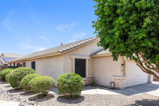 Photo - 19819 N 34th Pl