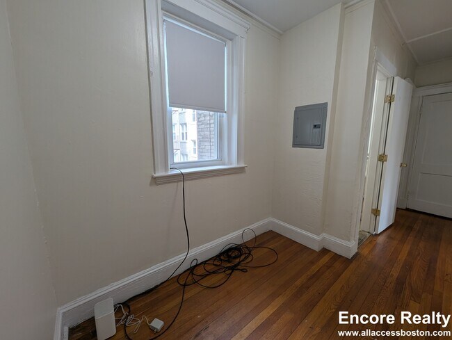 Photo - 1175 Boylston St Unidad 18
