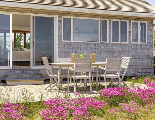 Photo - 89 Gerard Dr