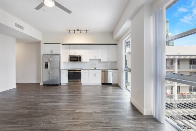 Photo - 426 NE 28th St Unit 204