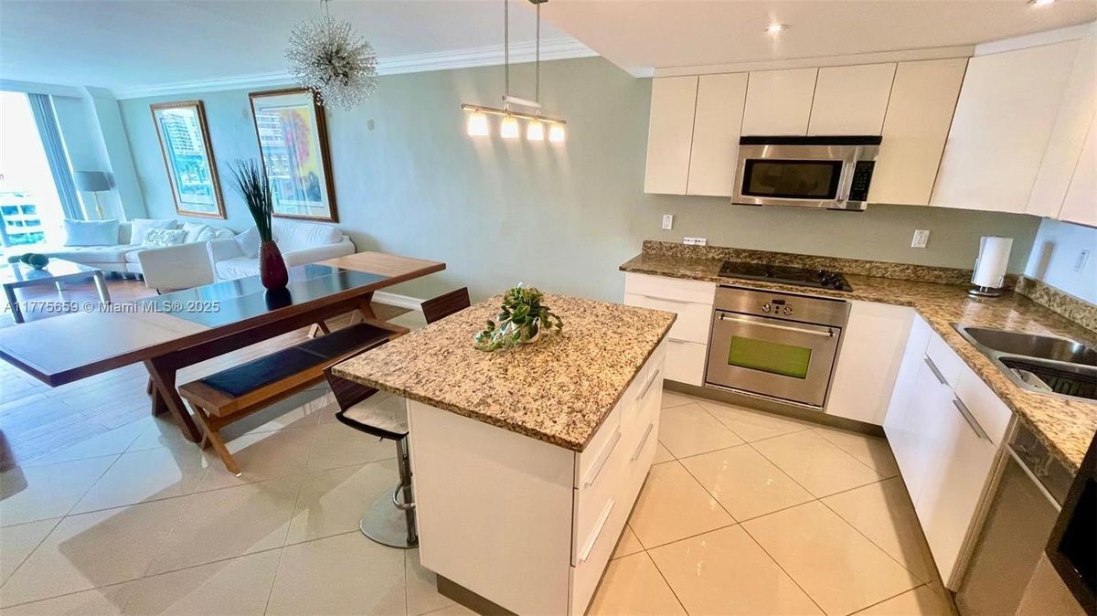 Photo - 19390 Collins Ave Condo
