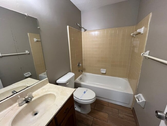 Photo - Renovated 3 Bedroom 2 Bath Home for Rent!!