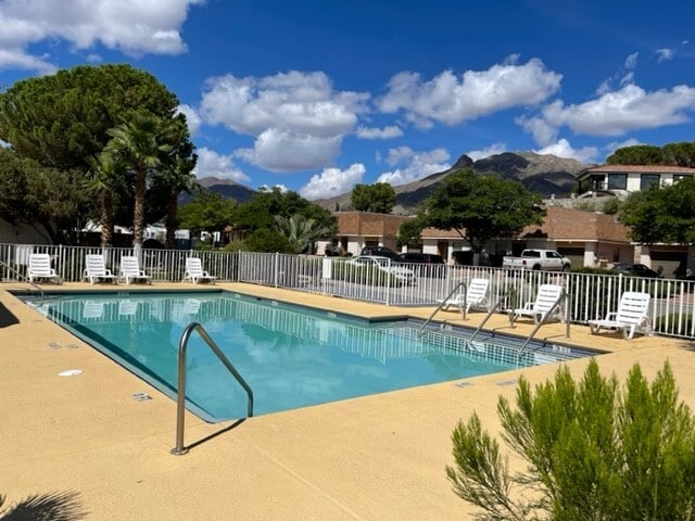 Coronado Villas Luxury Townhomes - Coronado Villas Luxury Townhomes