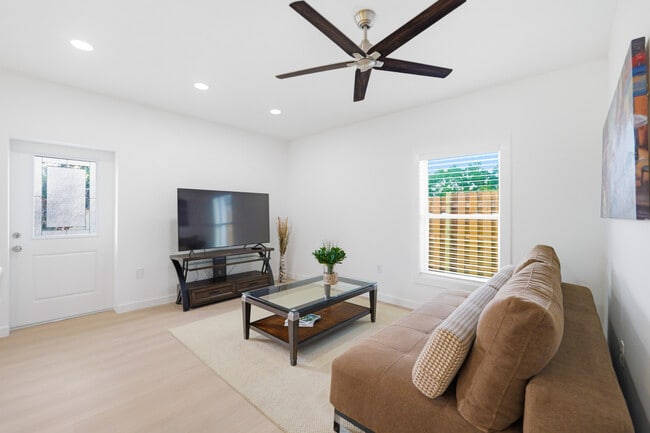 Photo - 508 Brandon Ave