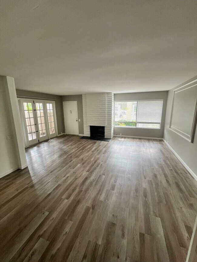 Photo - For Rent: 3 Bed, 2.5 Bath Townhome in University City