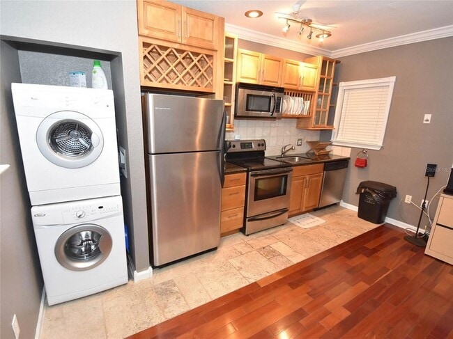 Photo - 201 6th St S Unit 203