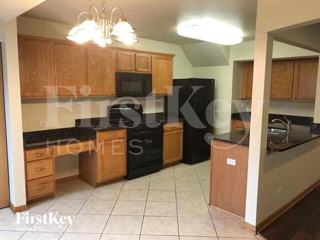 Photo - 932 Symphony Dr