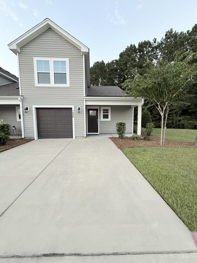 140 Machrie Loop
