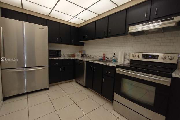 Photo - 4222 Inverrary Blvd