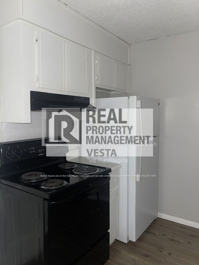 Photo - 406 Russell Pkwy Unit 2