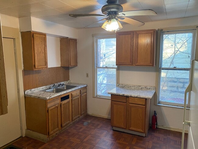 Photo - Spacious 3-Bedroom Home for Lease in Akron