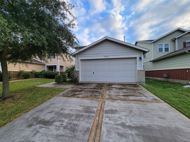 Photo - 20759 Cypress Crescent Ln