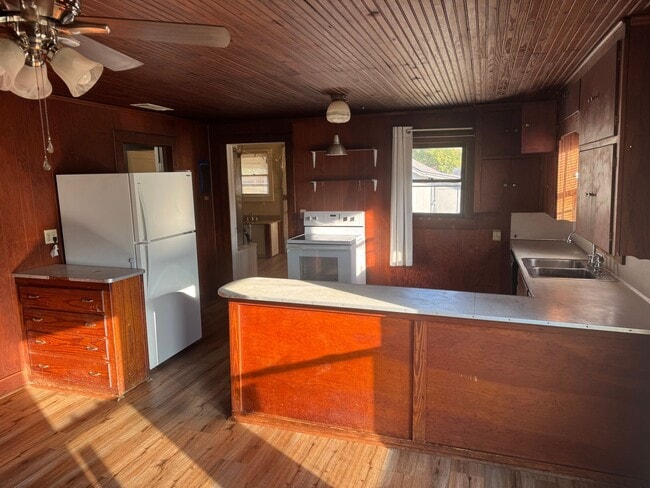 Photo - The “Farm House” - Mount Vernon