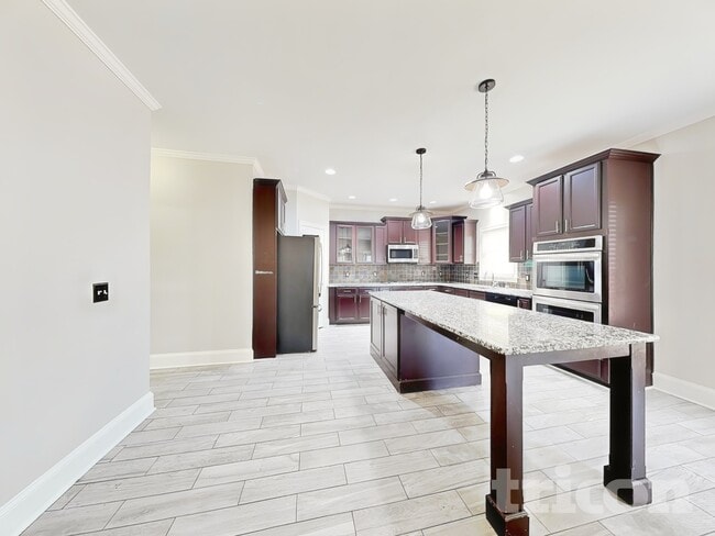 Photo - 1567 Squire Hill Ln