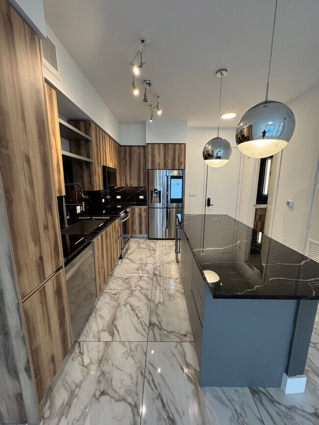 Photo - 47 NW 30th St Unidad A4