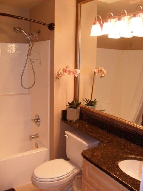 Photo - Meridian Luxury Top-Floor Condo with amazi...