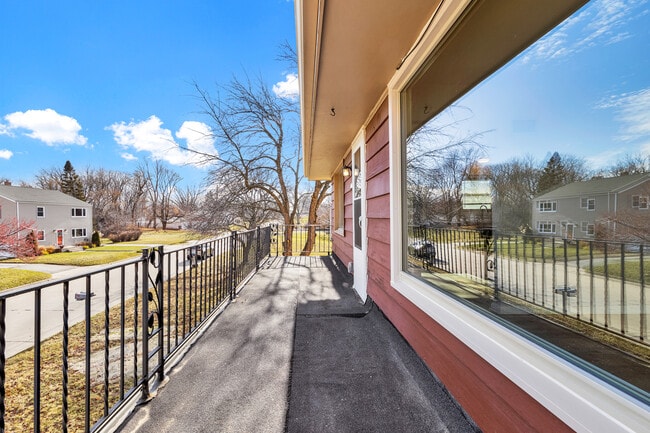 Photo - 4305 S Iowa Ave