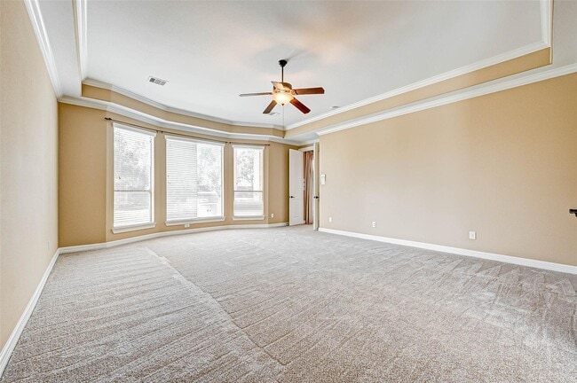 Photo - 2914 Cotswold Lane