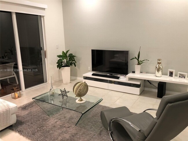 Photo - 17048 NW 19th St