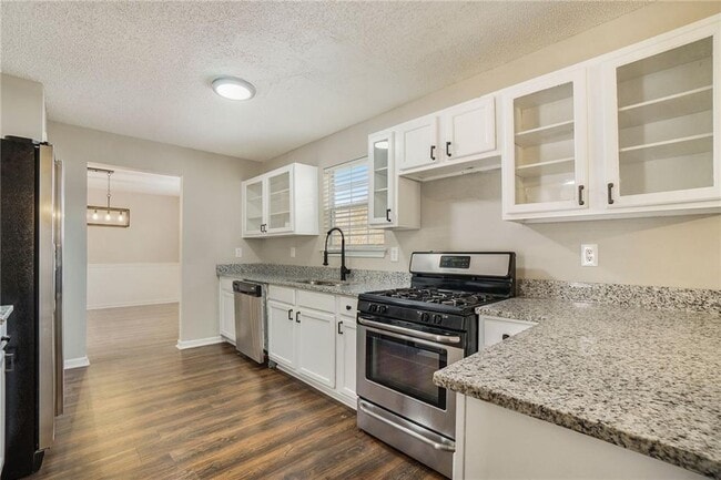 Photo - 6916 Dalehollow Dr