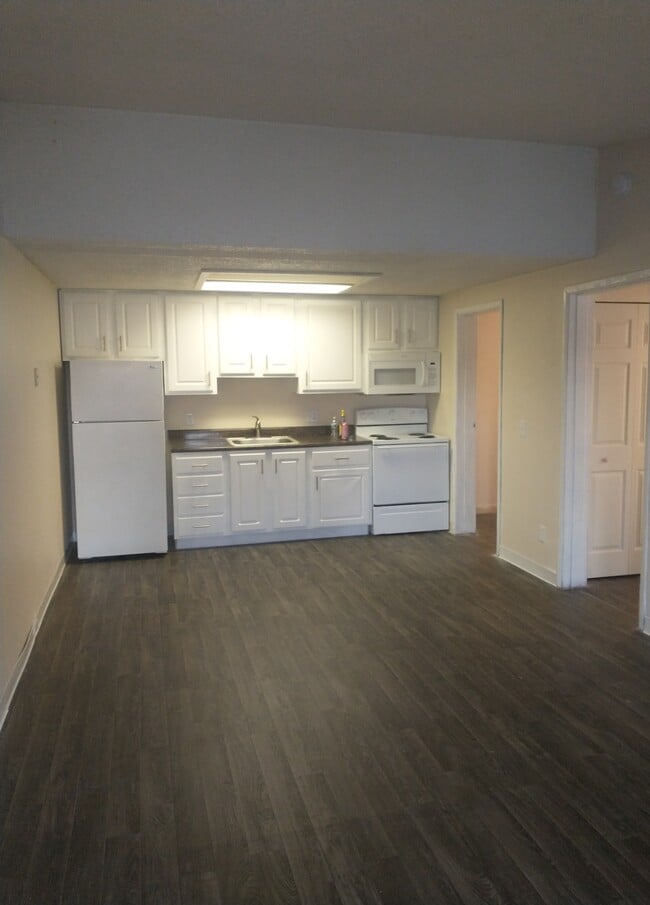 Cedarwood Apartments Goshen, IN