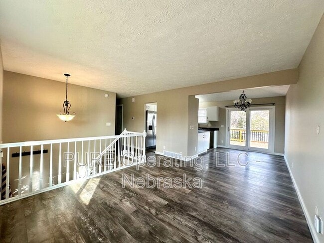 Photo - 8005 S 152nd St