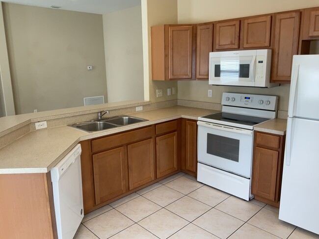 Photo - 8019 Alamosa Wood Ave