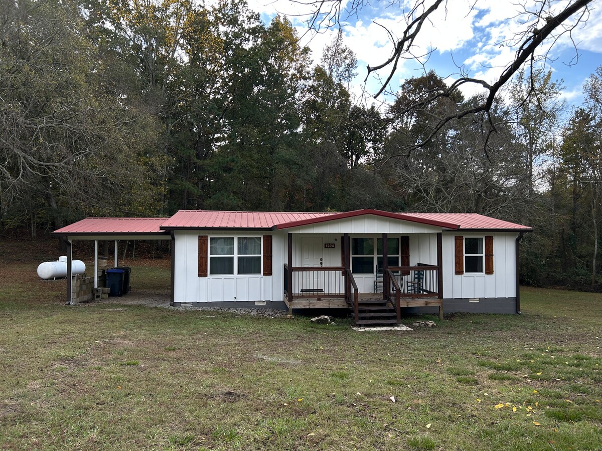 Photo - 1224 Academy Church Rd