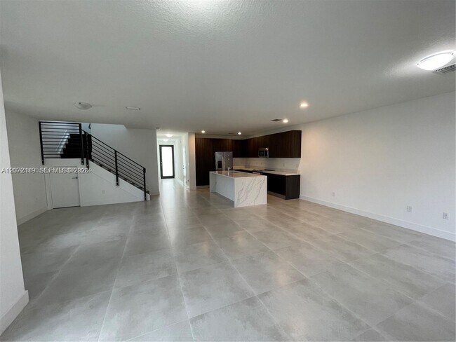 Photo - 13624 SW 158th Ave