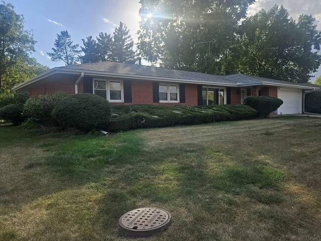 Photo - 121 S Regency Dr