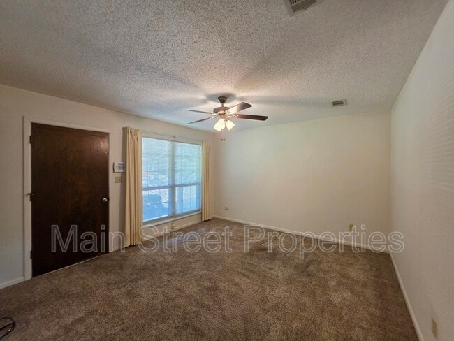 Photo - 5505 Fairview Dr