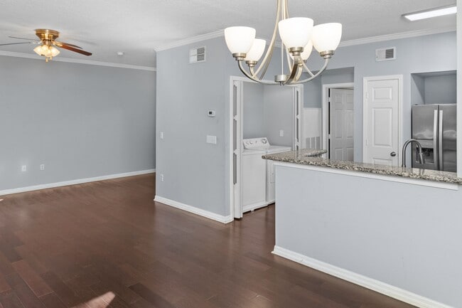 Photo - Luxurious 1 Bed / 1 Bath Condo in The Link...