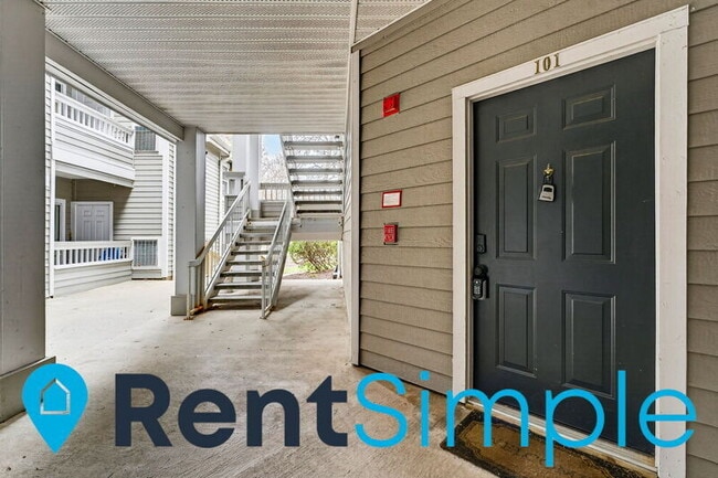 Photo - 4408 Helmsford Ln Unidad 101